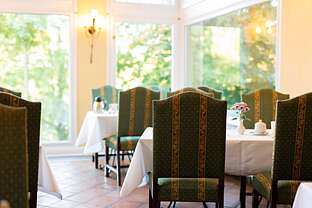 Frühstücksrestaurant - als Restaurant (für geschlossene Gesellschaften und Feiern) Frühstücksrestaurant - als Restaurant (für geschlossene Gesellschaften und Feiern)